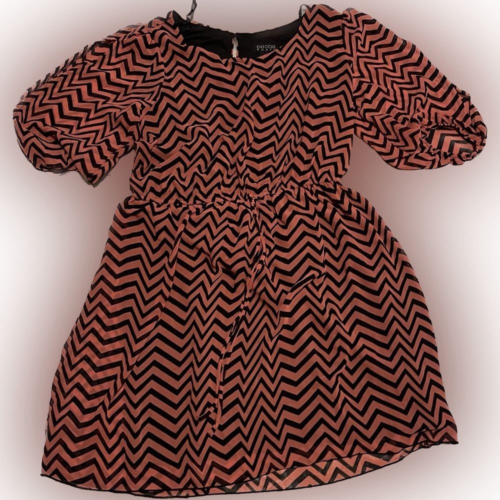 NWOT Peach and black dress 14 W